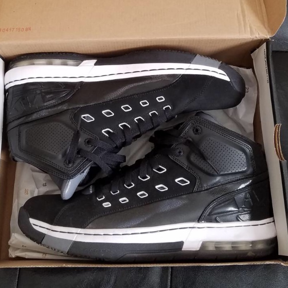 Men’s Jordan shoes
